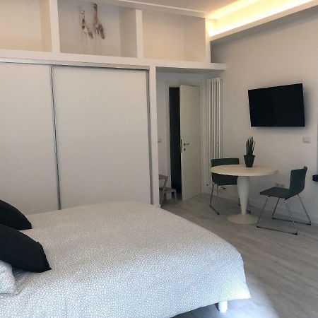 Oneroom ฟอร์ลี ภายนอก รูปภาพ